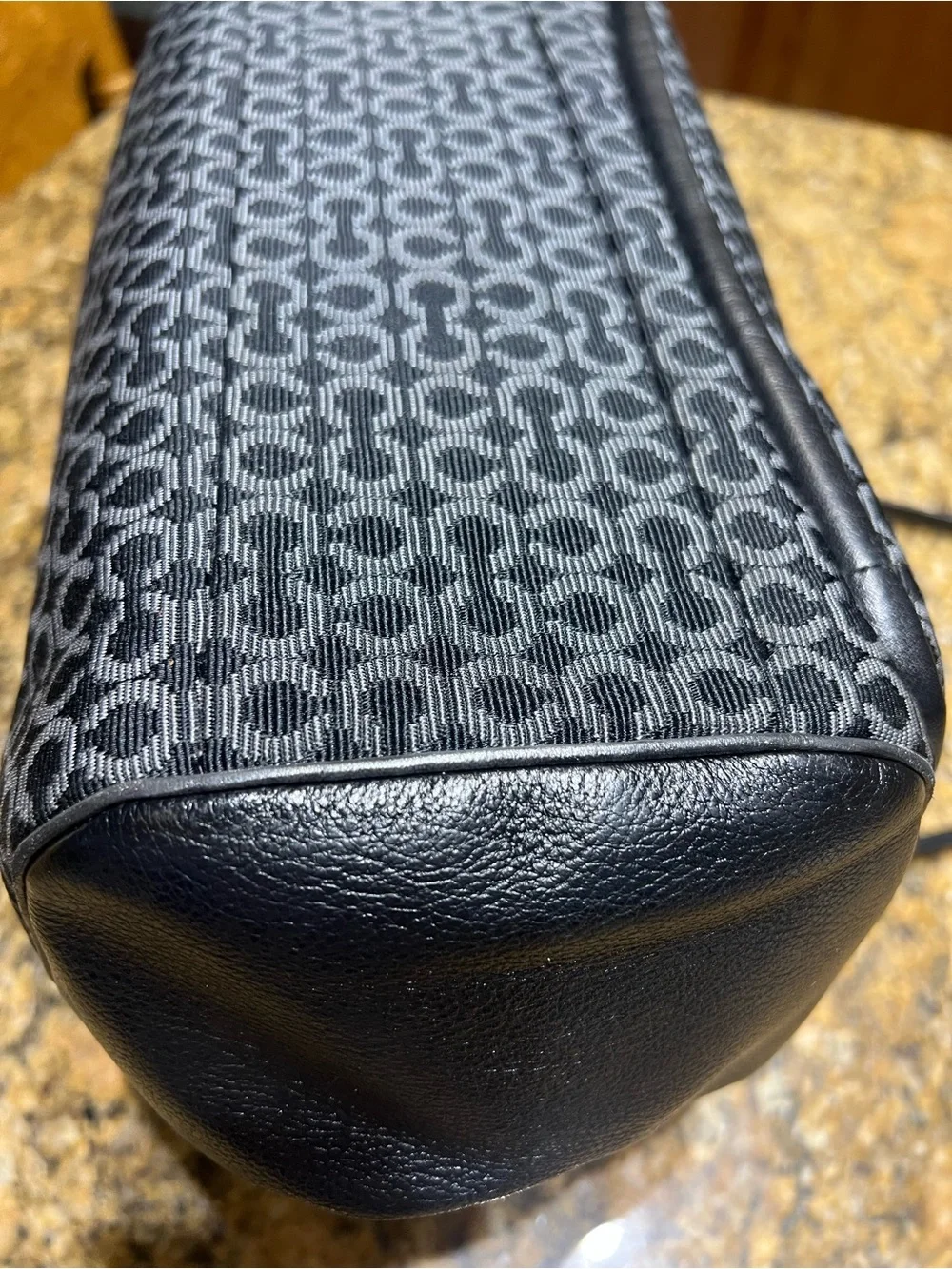 Coach  Shoulder Bag